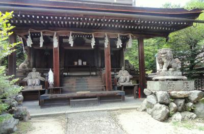 三尾神社 拝殿