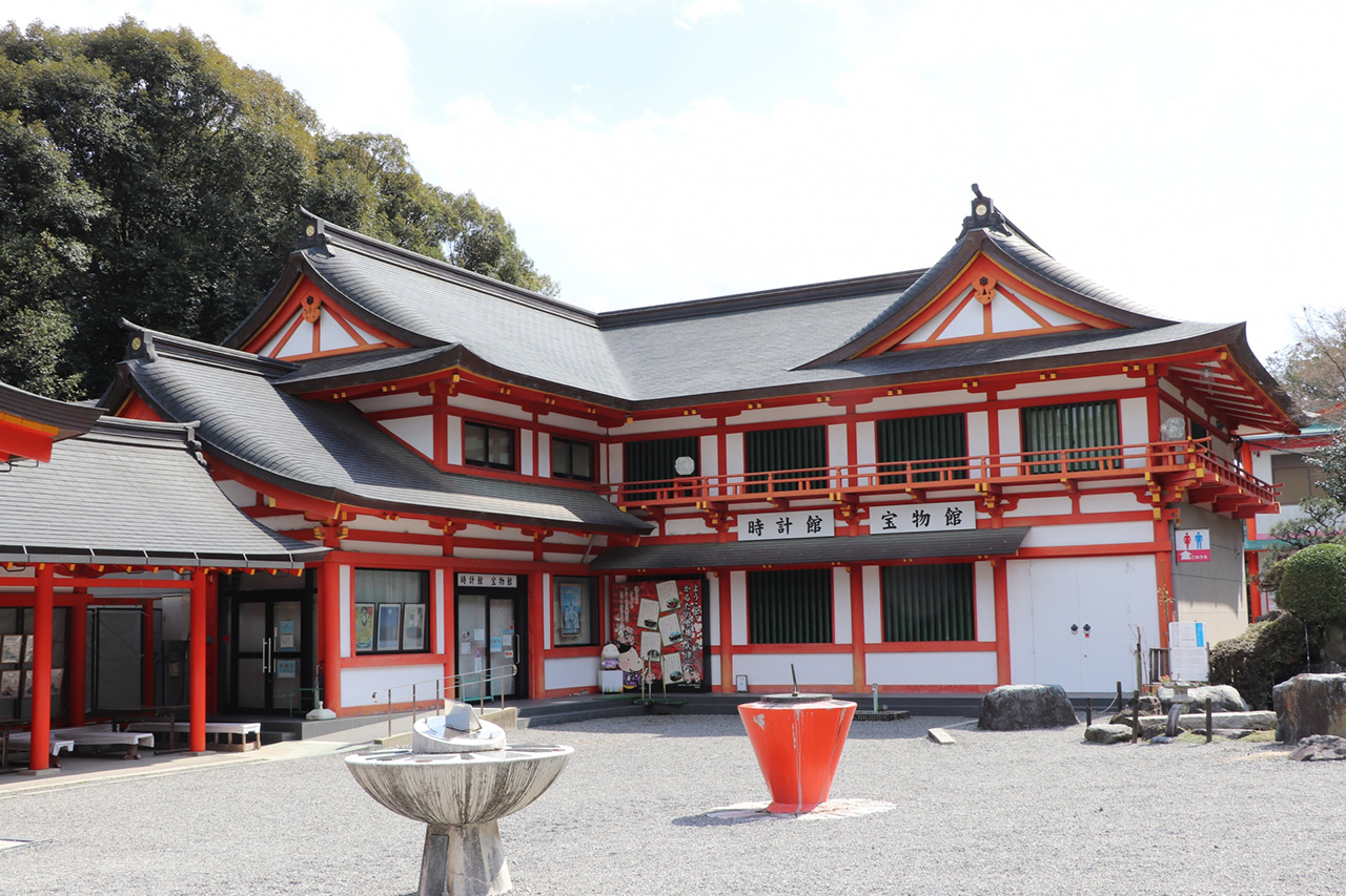 近江神宮 時計館宝物館