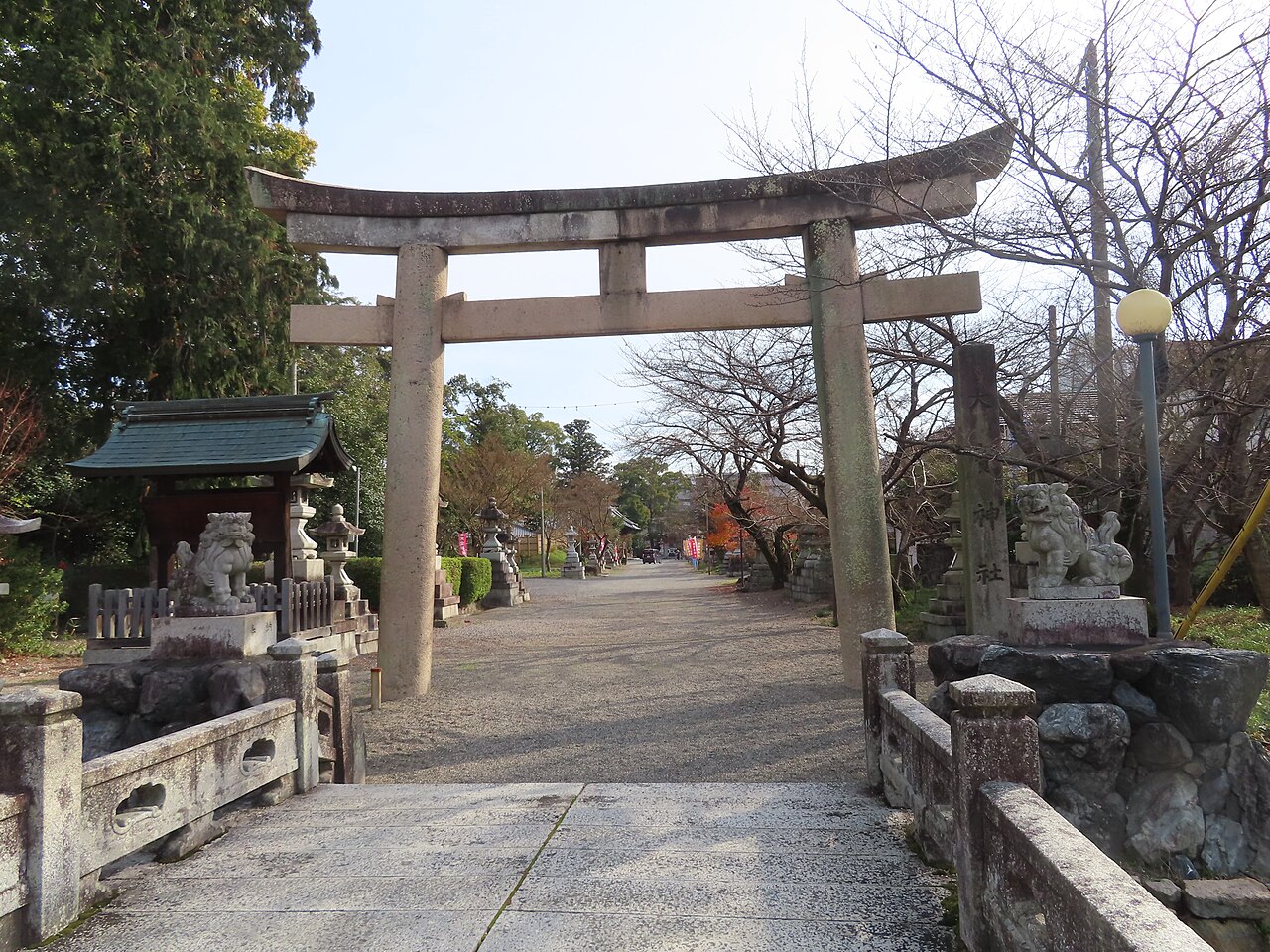 鳥居