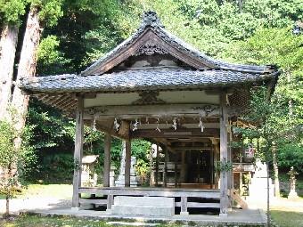 波爾布神社 拝殿