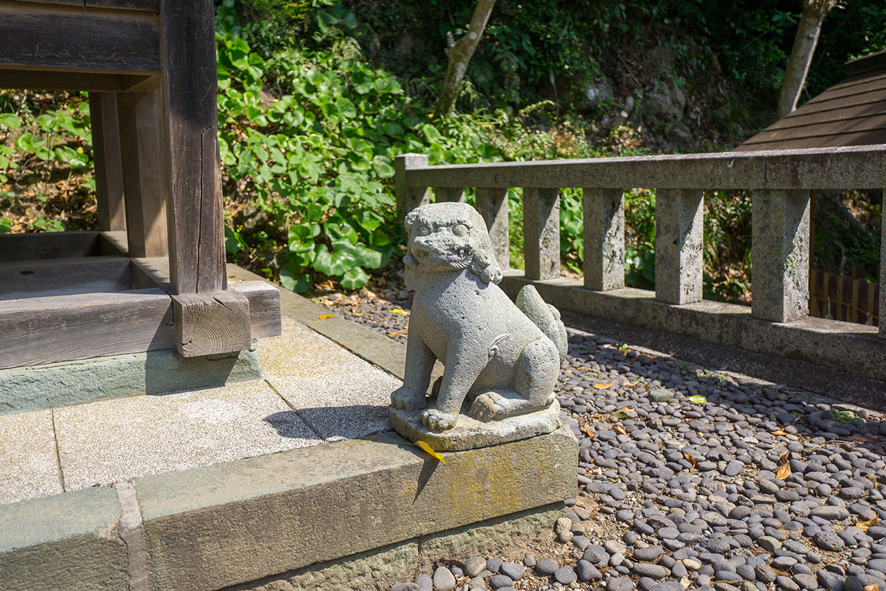 美保神社 境内の狛犬