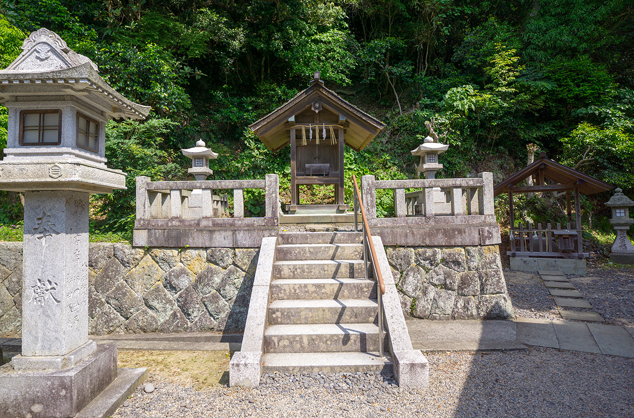 美保神社 宮御前社・宮荒神社・船霊社・船霊社・稲荷社 全体