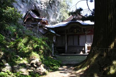 焼火神社 拝殿と本殿