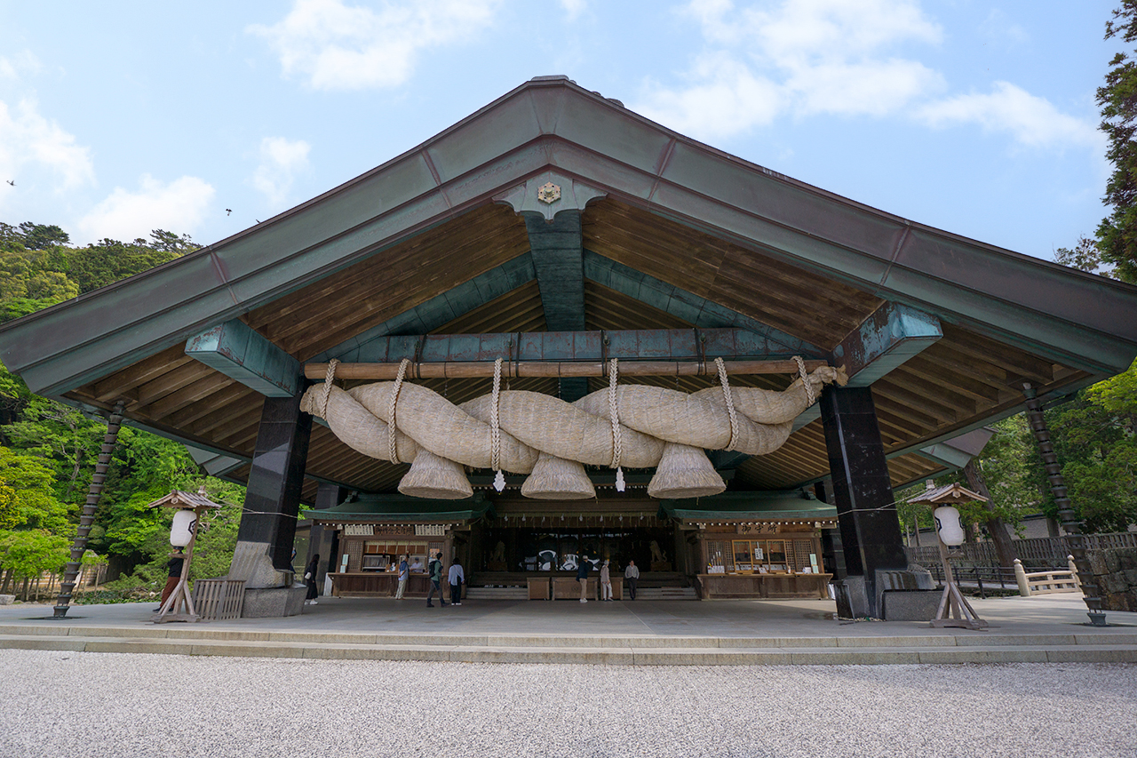 参拝ルート 神楽殿