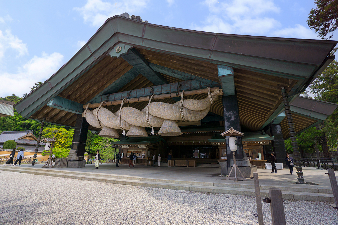 神楽殿　斜め
