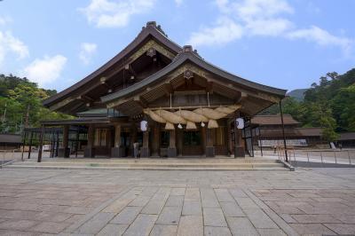 出雲大社 拝殿 正面全体 