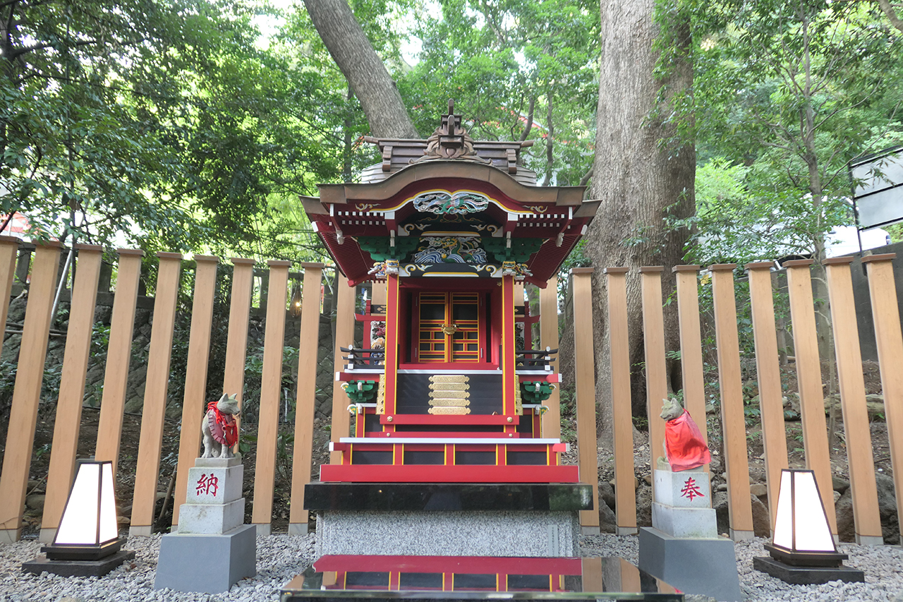 三峯神社 社殿