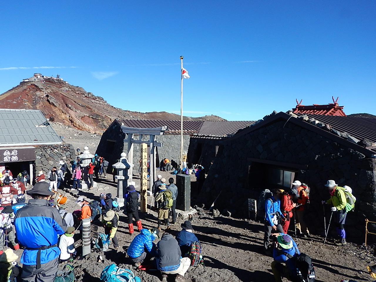 富士山山頂の様子