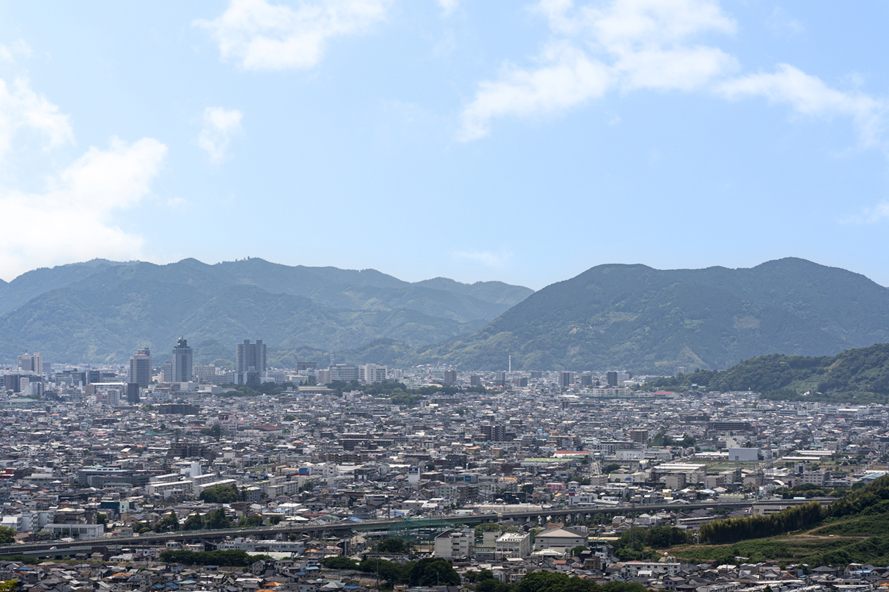 賎機山