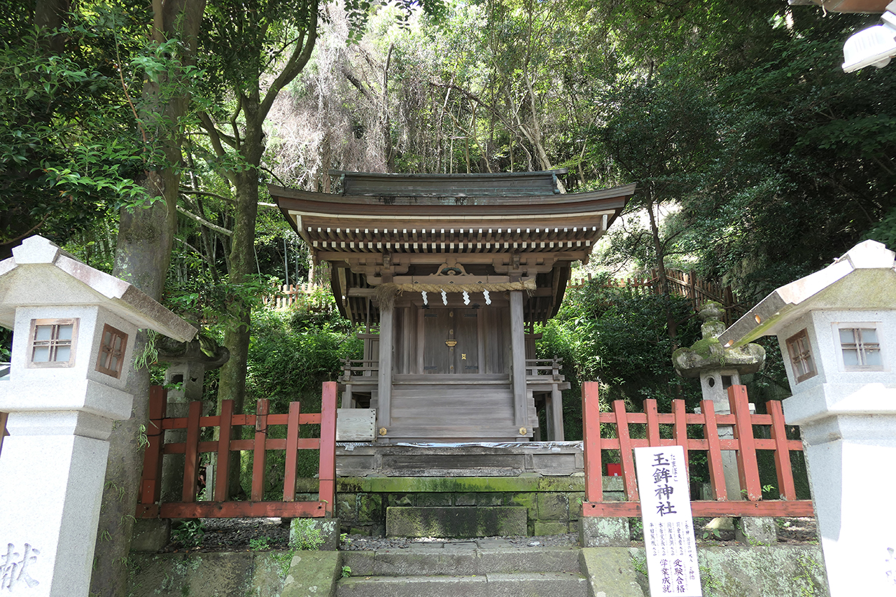 玉鉾神社 社殿