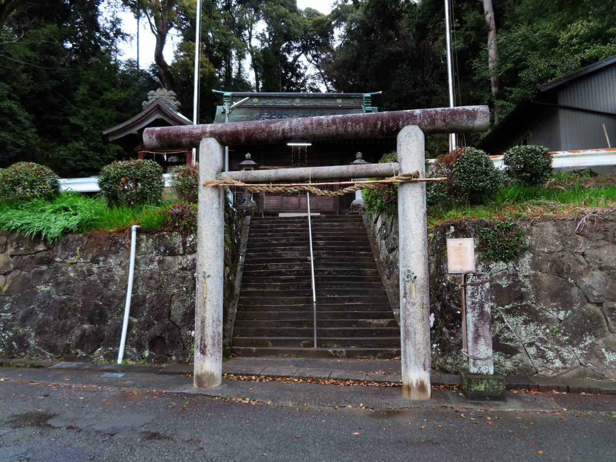 鳥居