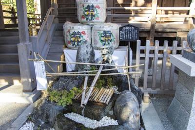 大井神社 双龍の手水