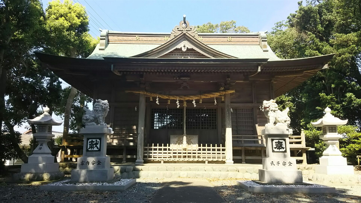 拝殿