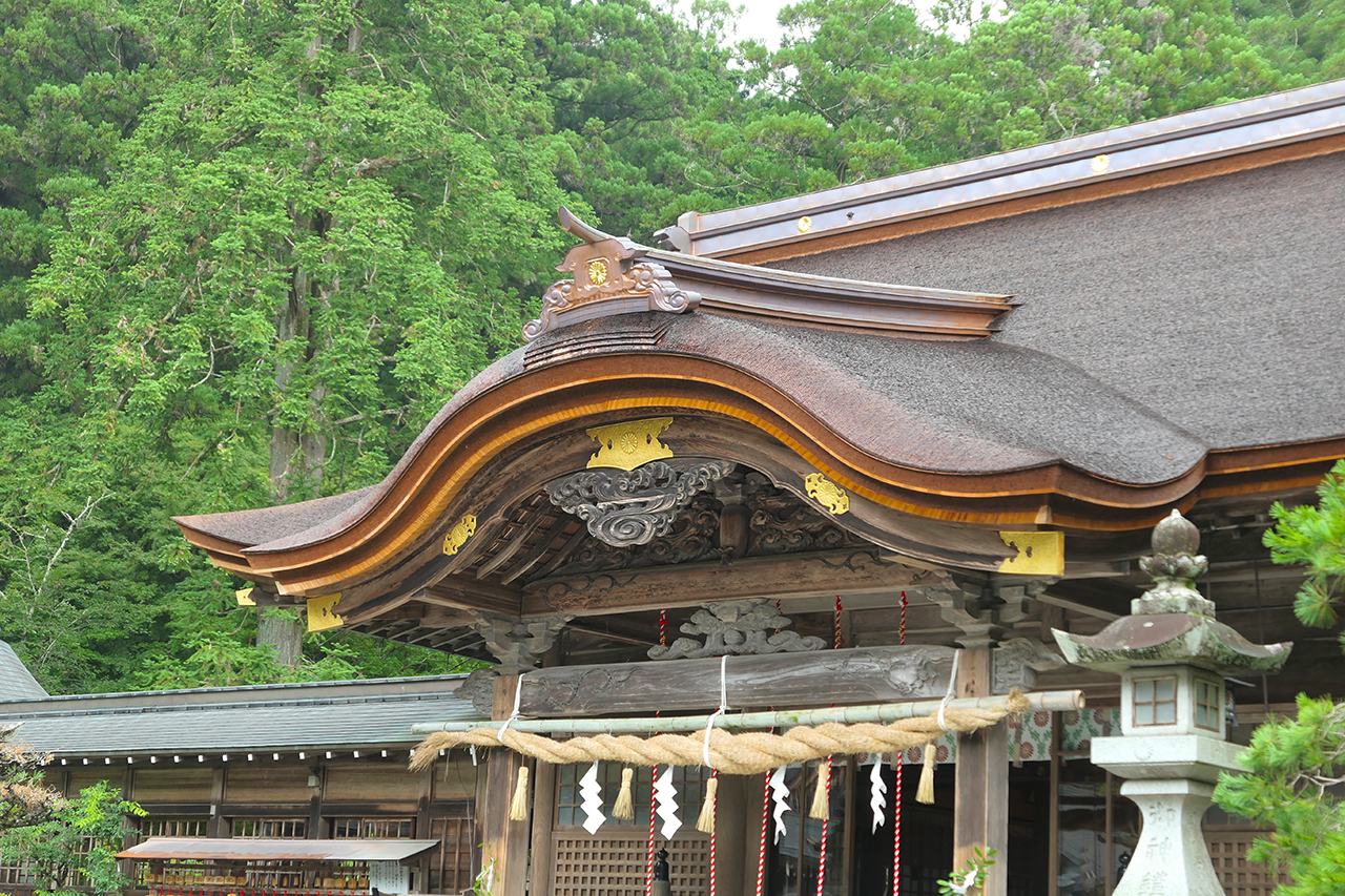 唐破風の屋根