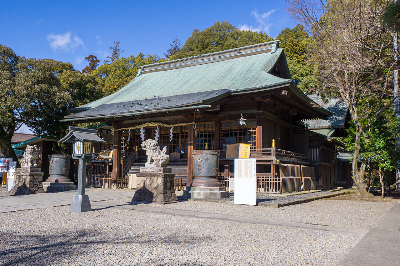 宇都宮二荒山神社 拝殿と本殿