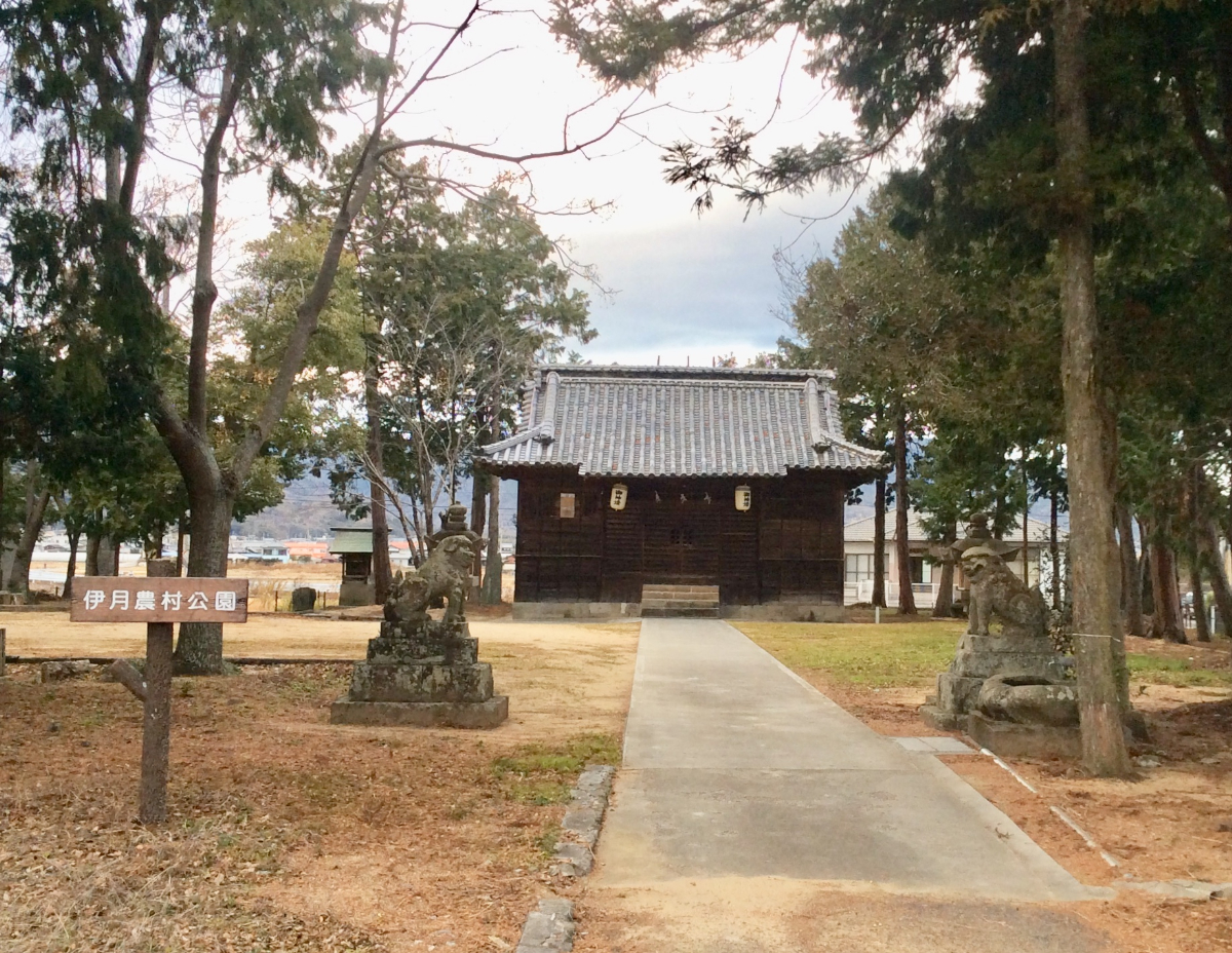 拝殿