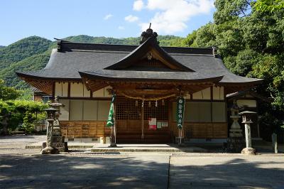 医家神社 拝殿