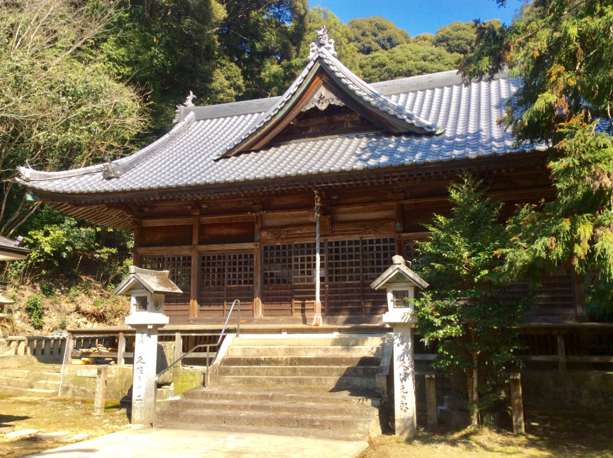 拝殿