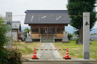 杉尾神社 鳥居と社殿