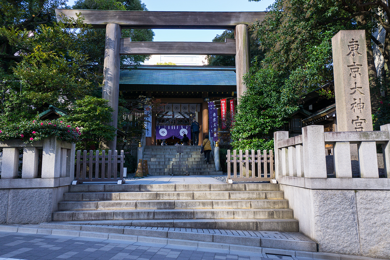 鳥居と社号標