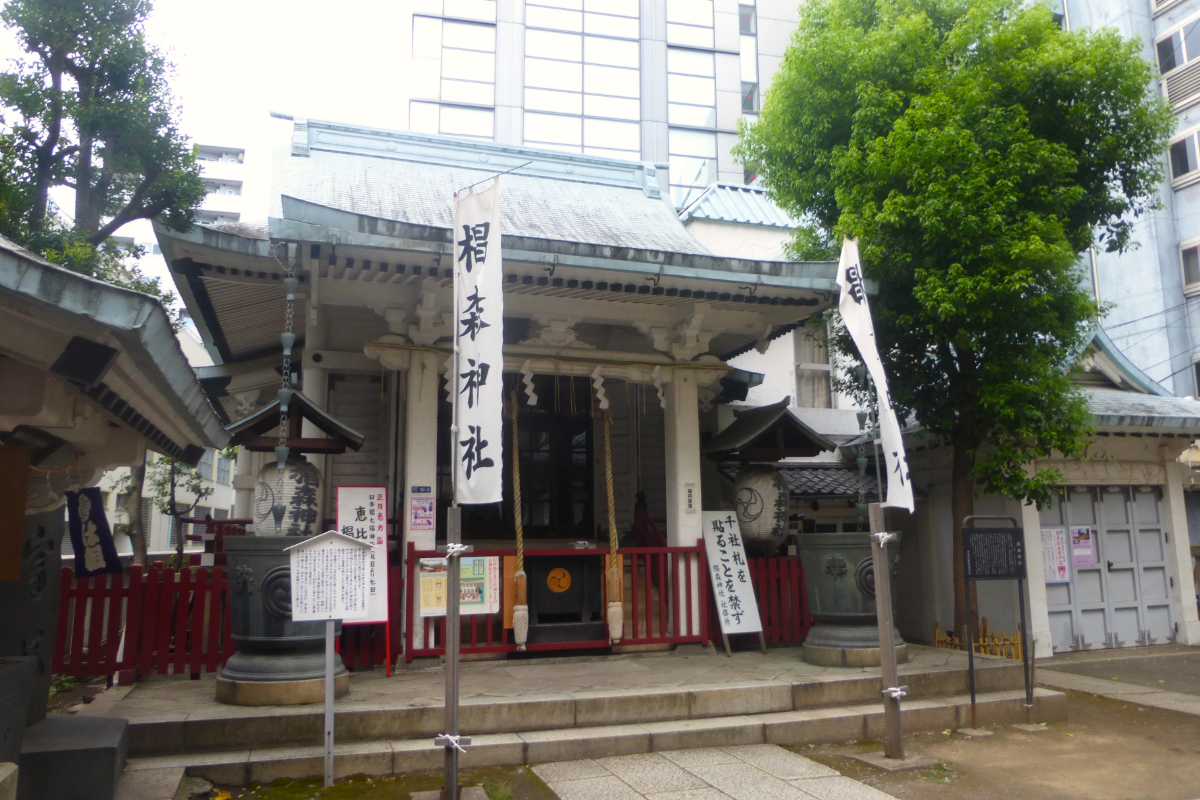 拝殿