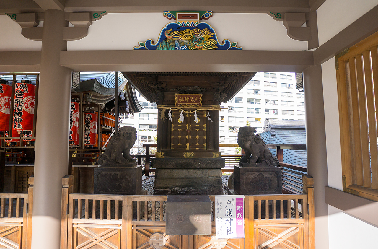湯島天満宮 戸隠神社 社殿 