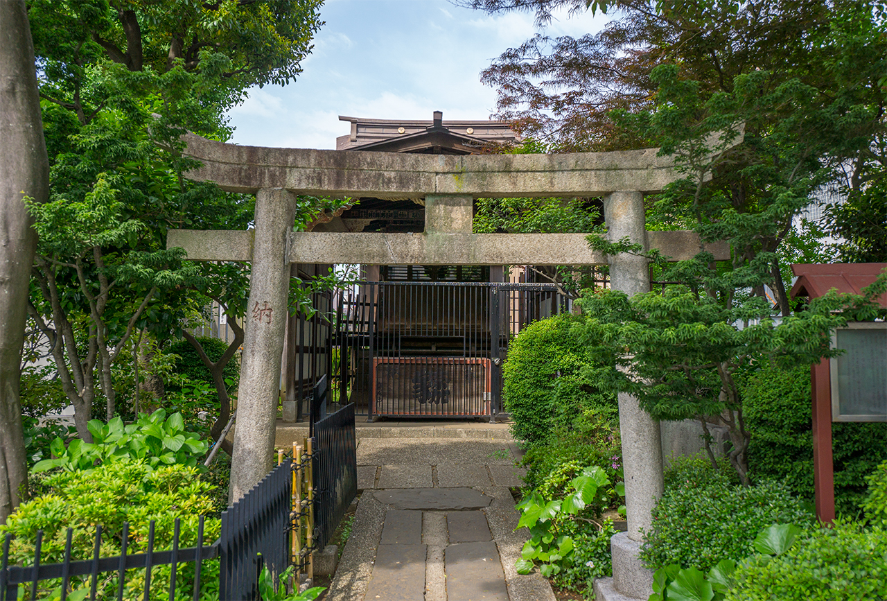 八幡神社 鳥居