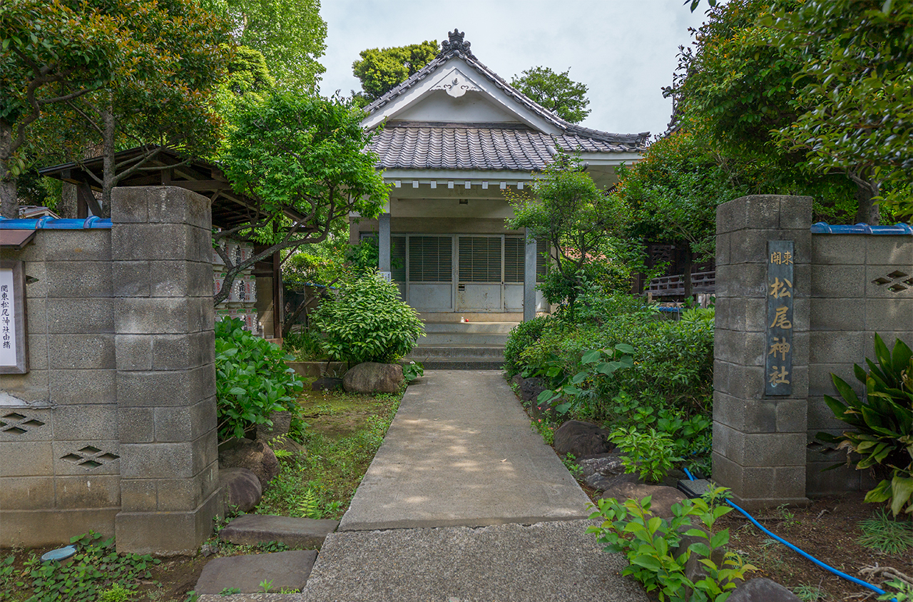 関東松尾神社 入口