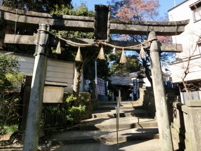 吹上稲荷神社 鳥居と拝殿
