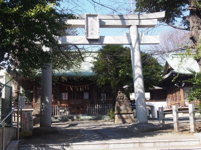 本郷氷川神社 鳥居と拝殿