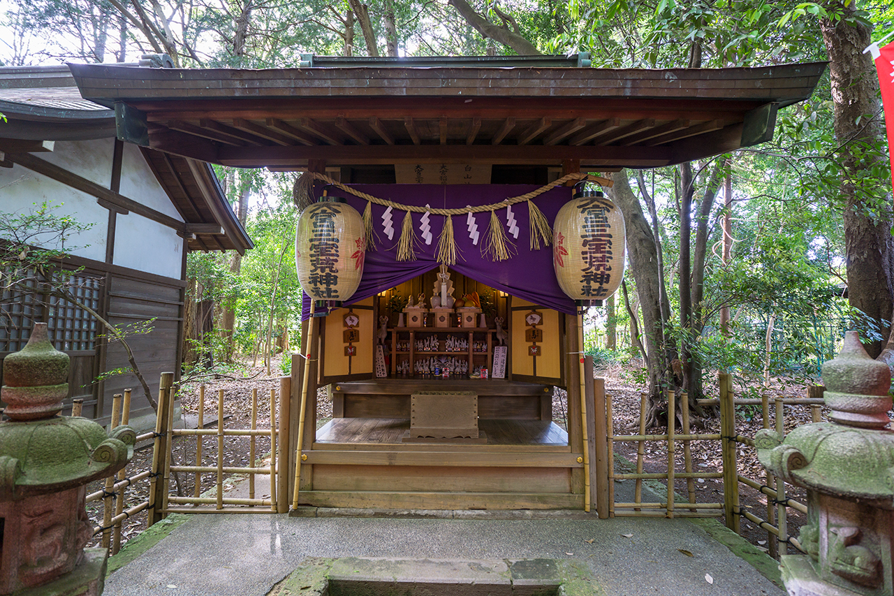 大宮稲荷神社・三宝荒神社 社殿