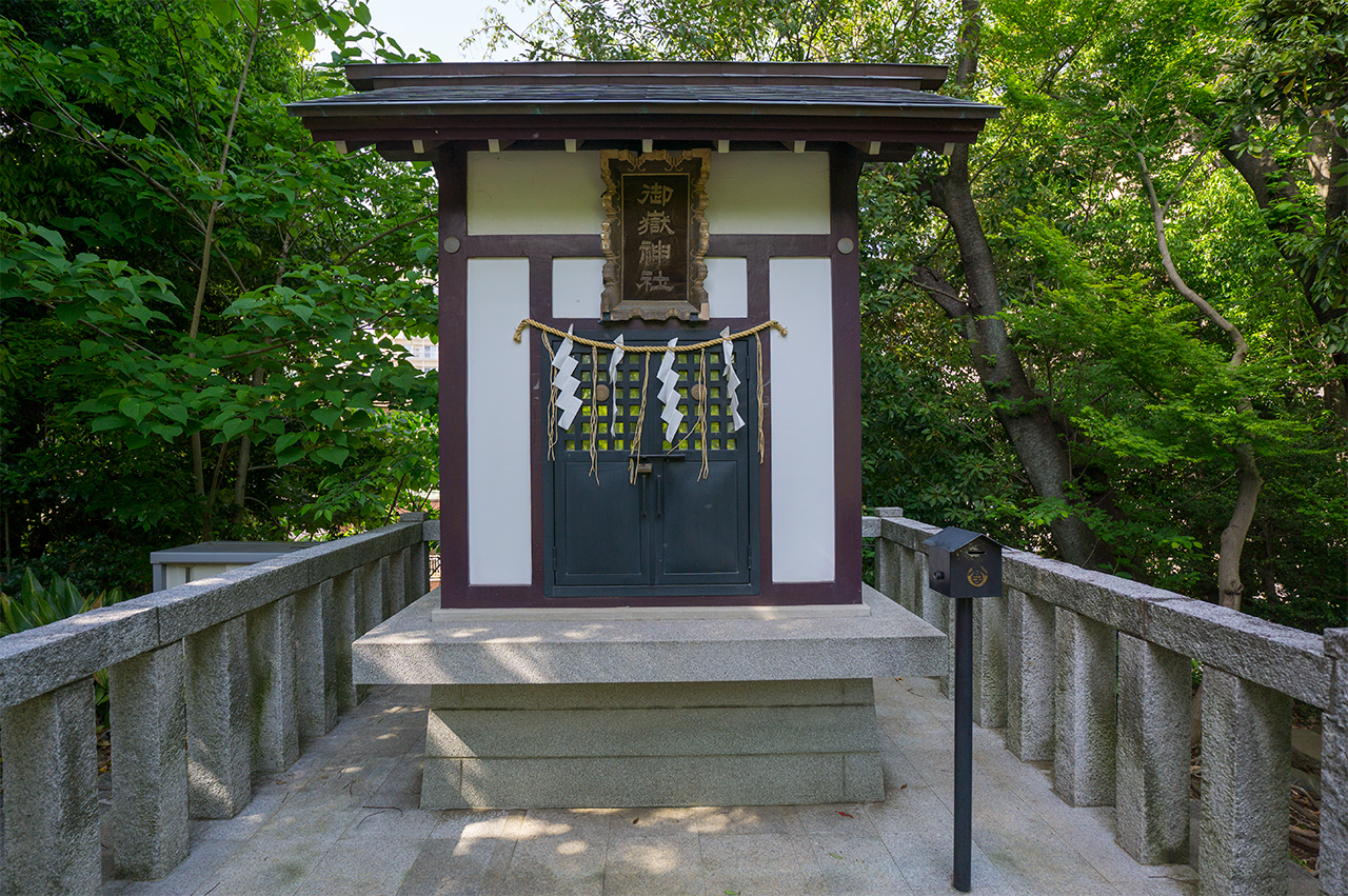 御嶽神社 社殿