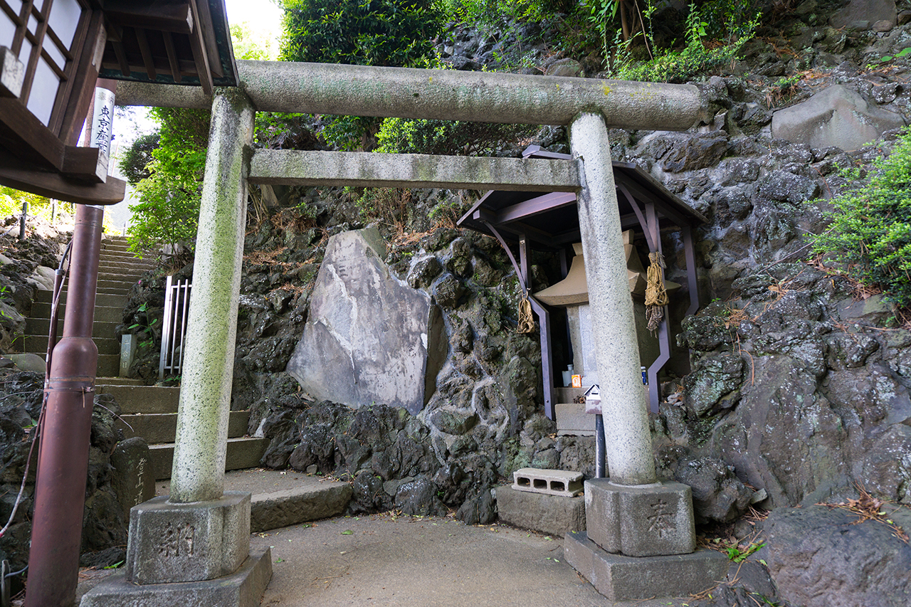 富士塚入口