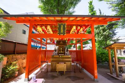 蛇窪神社 法密稲荷社 社殿全体