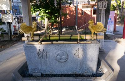 富岡八幡宮 手水舎の鳳凰