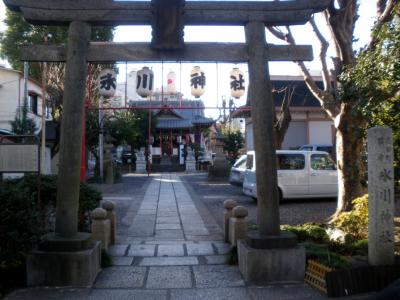 氷川神社 鳥居と拝殿