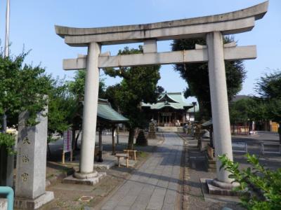 町田天満宮 鳥居と拝殿