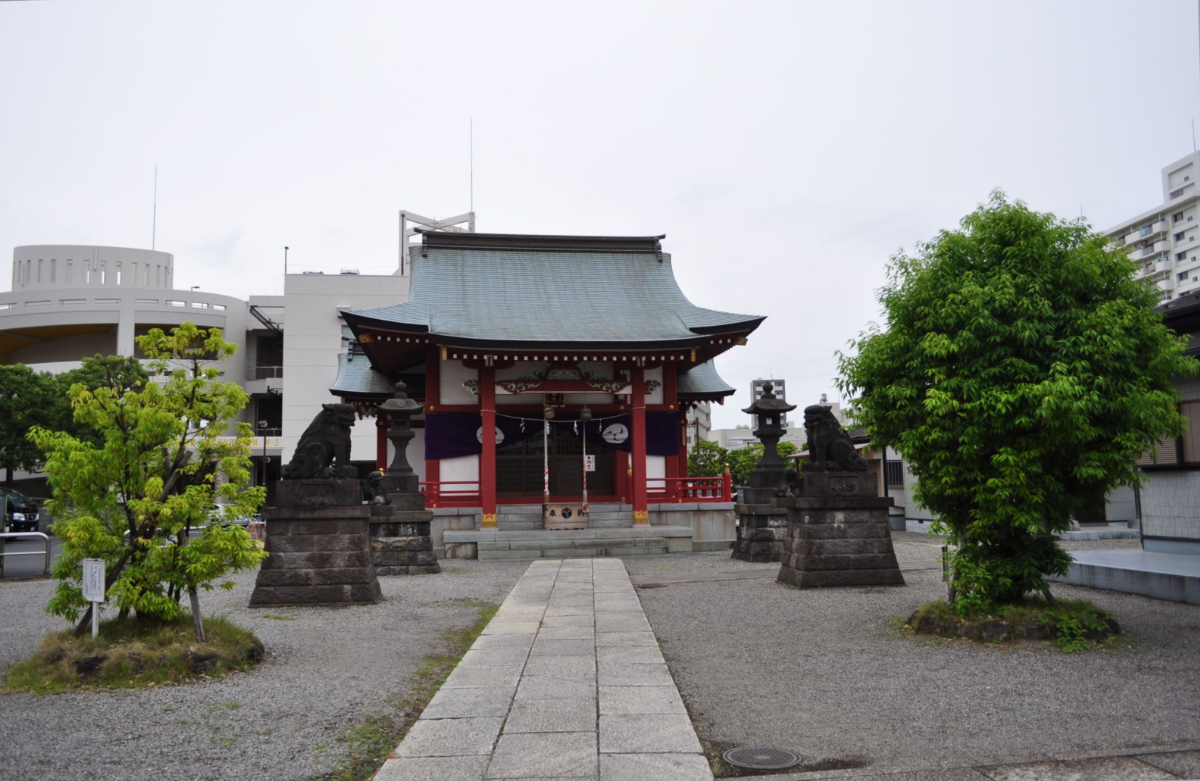 拝殿