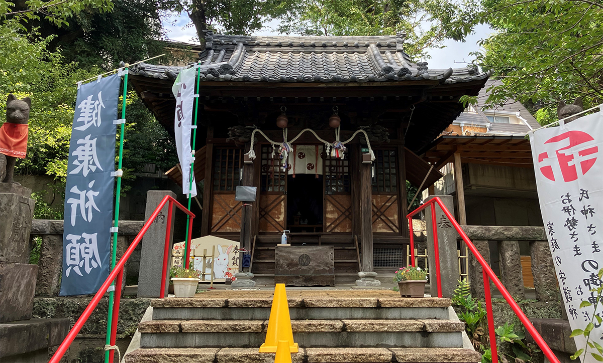 拝殿