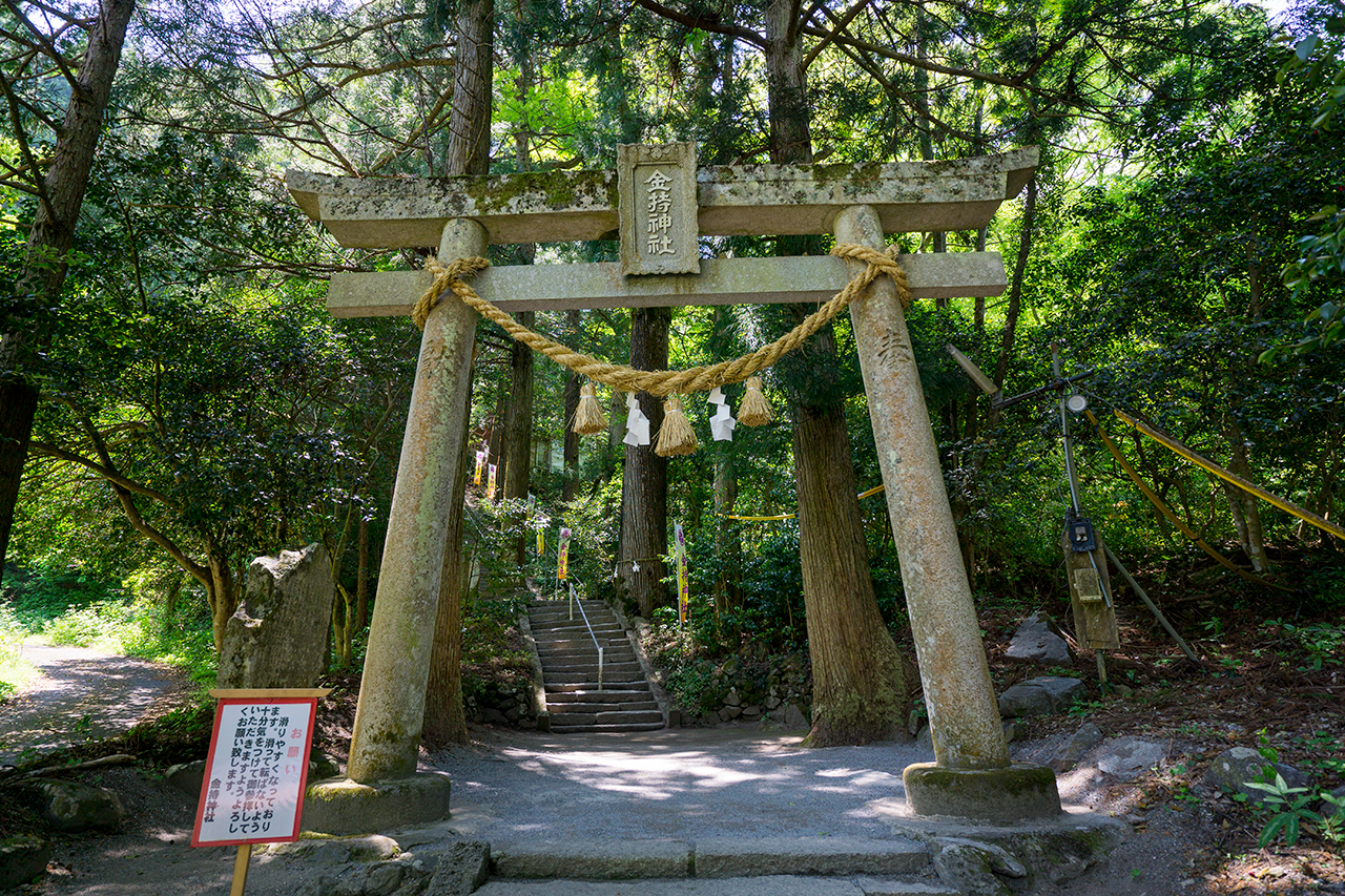 鳥居
