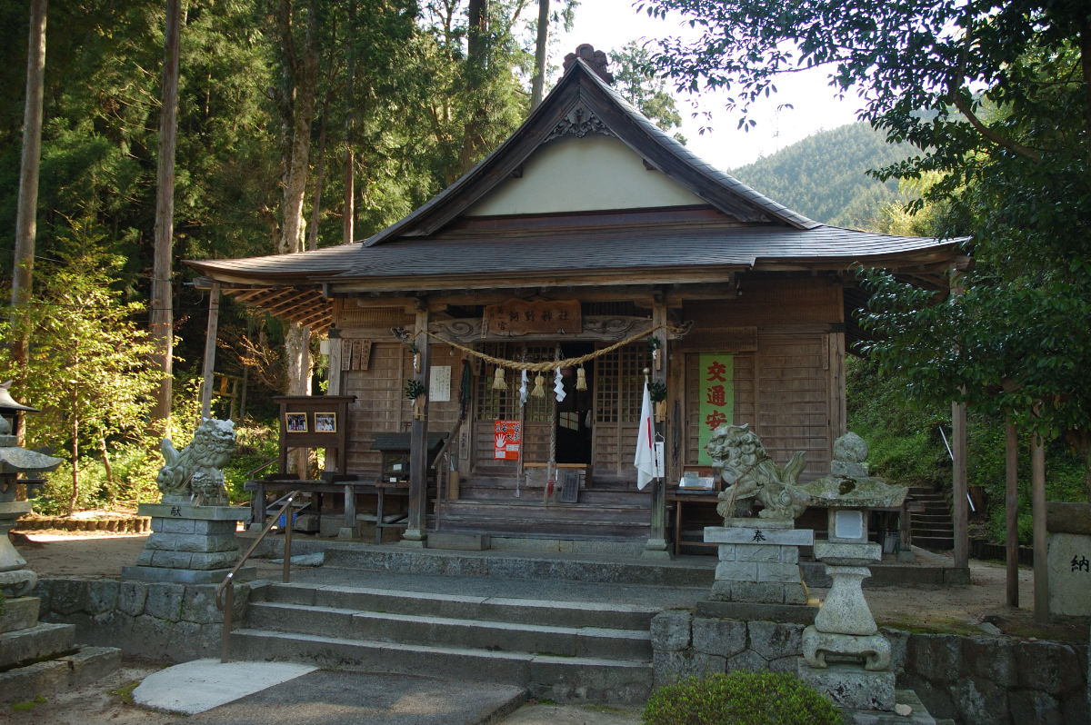 拝殿