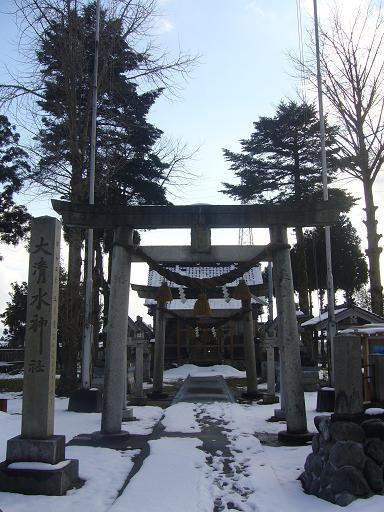 大清水神社 鳥居と拝殿