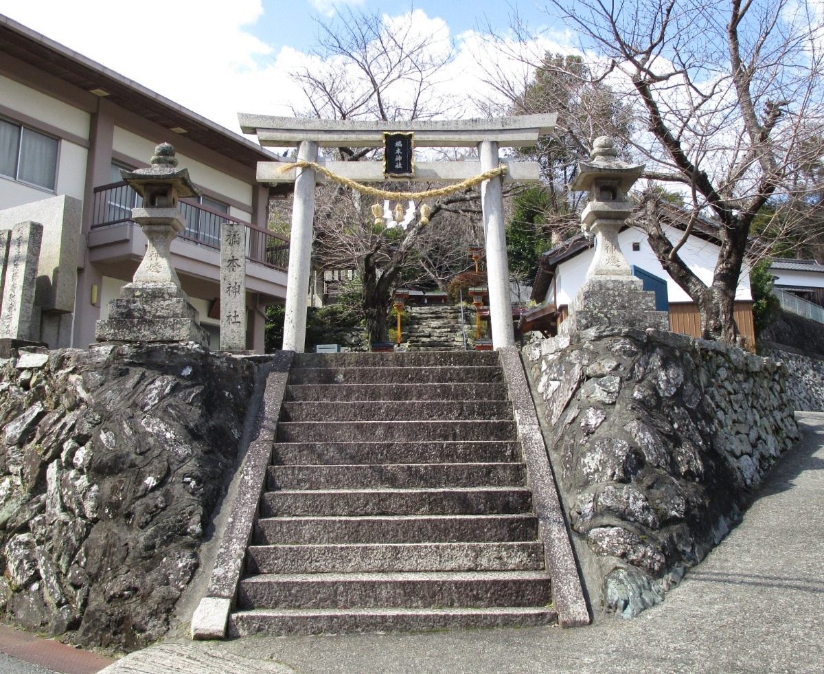 鳥居と階段