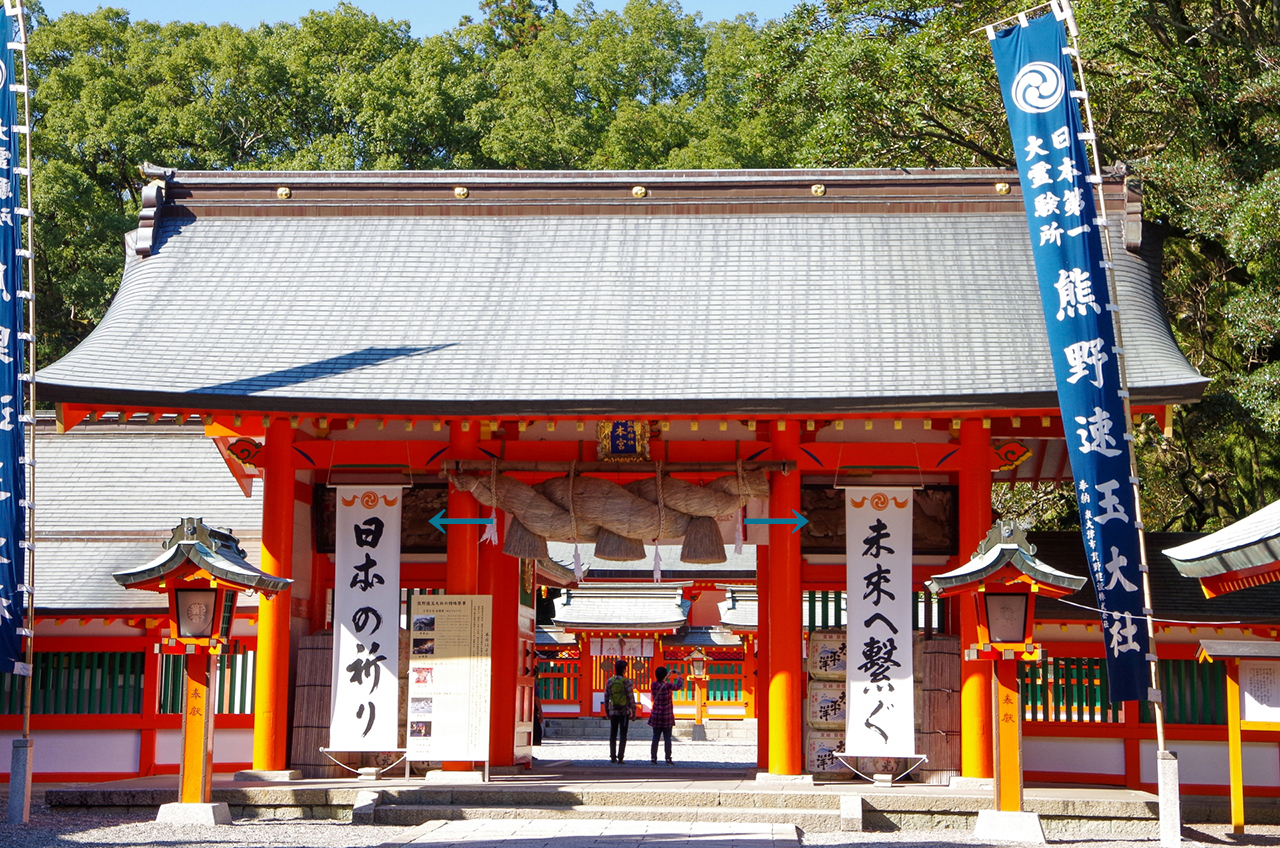 神門の彫刻