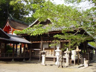 野上八幡宮 拝殿と本殿