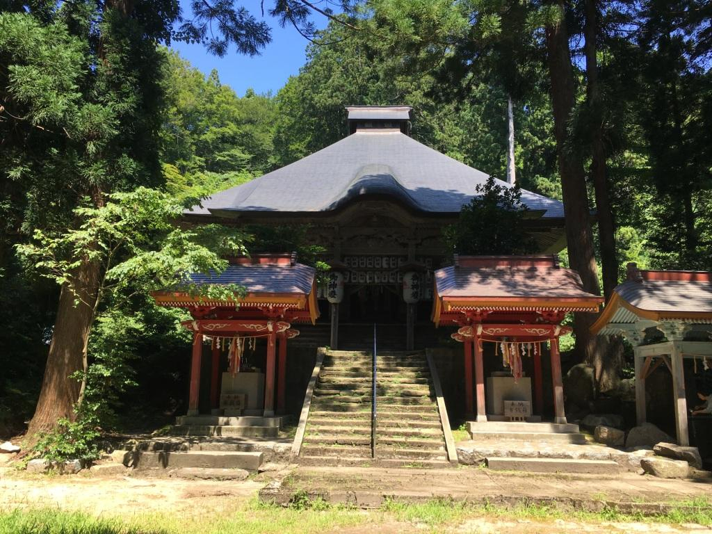 拝殿