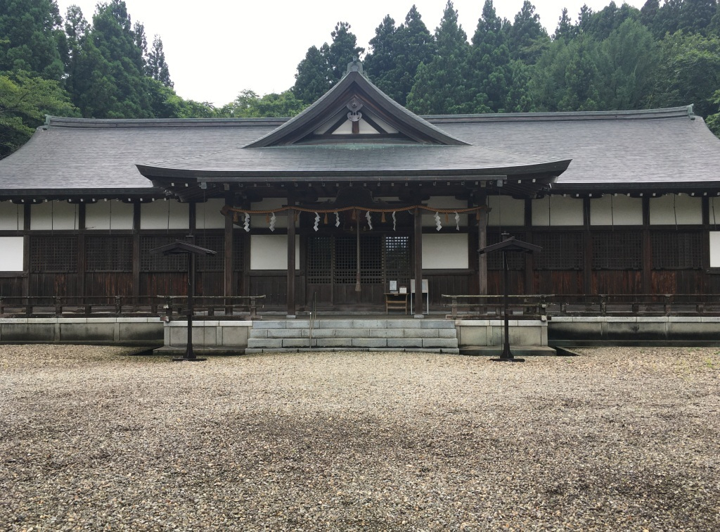 拝殿