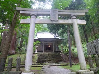 鳥越八幡神社 拝殿