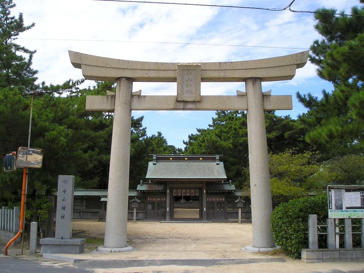 鳥居と神門